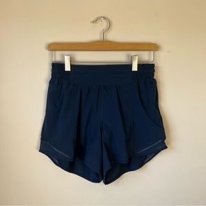 Lululemon Hotty Hot Shorts Size 6